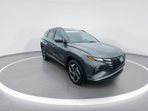 Used 2023 Hyundai Tucson SEL w/ Convenience Package image 2