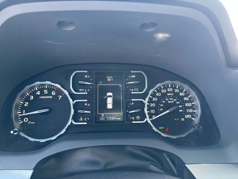 Used 2019 Toyota Tundra Platinum image 16