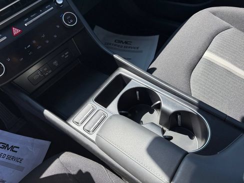 Used 2025 Hyundai Sonata SEL FWD image 31