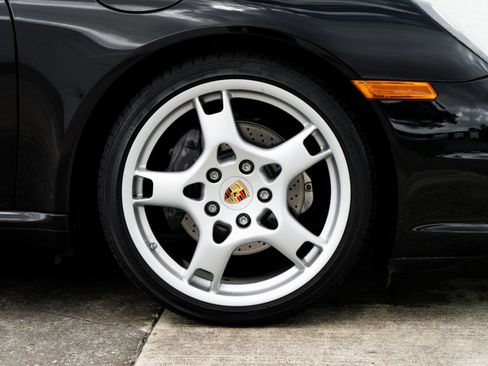 Used 2007 Porsche 911 Carrera RWD image 38