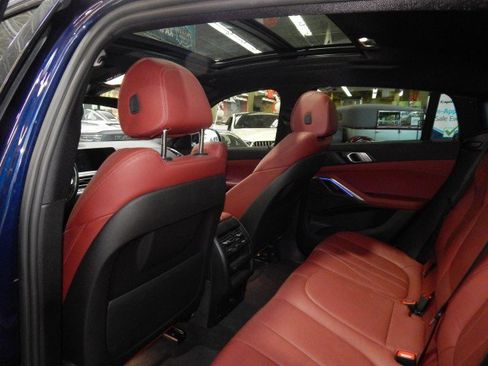 Used 2022 BMW X6 xDrive40i image 34