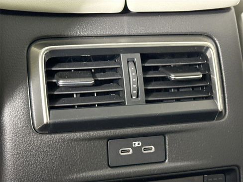 Certified 2025 MAZDA CX-90 3.3 Turbo w/ Premium Plus Pkg image 39