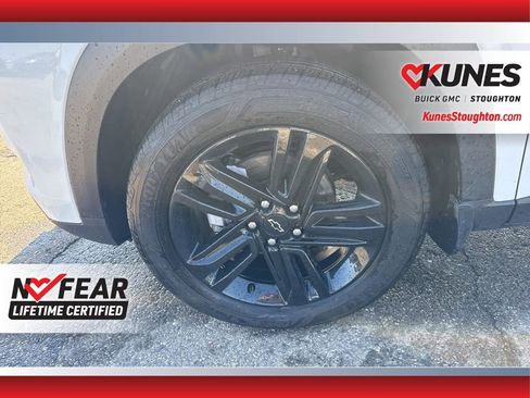 Used 2024 Chevrolet Trax ACTIV w/ Driver Confidence Package image 16