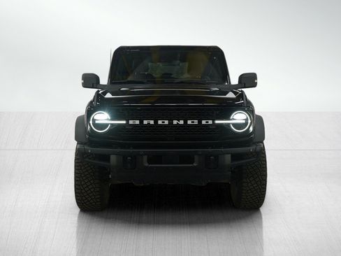 Used 2024 Ford Bronco Wildtrak image 8