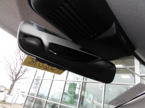 New 2026 Mitsubishi Outlander SE image 24