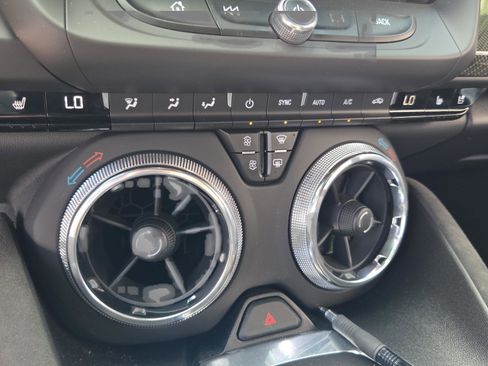 Used 2020 Chevrolet Camaro ZL1 image 25