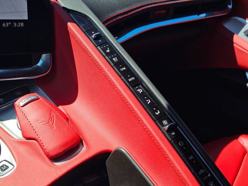 Used 2020 Chevrolet Corvette Stingray Preferred Cpe w/ 2LT Preferred Equipment Group RWD image 25