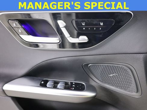 Certified 2025 Mercedes-Benz C 300 4MATIC Sedan image 9