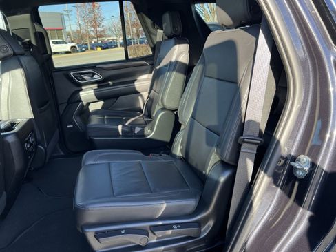 Used 2023 Chevrolet Tahoe LT w/ Luxury Package image 25