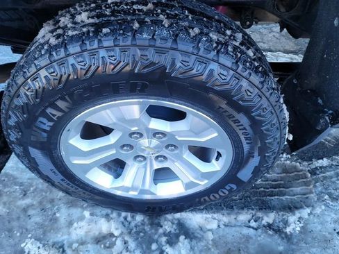 Used 2018 Chevrolet Silverado 1500 LT w/ All Star Edition image 11