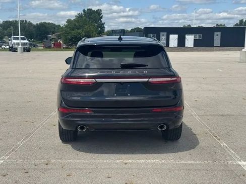 Used 2025 Lincoln Corsair AWD w/ Jet Appearance Package image 6