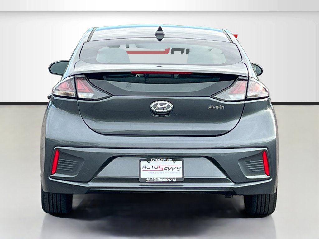 Used 2020 Hyundai Ioniq SE FWD image 6