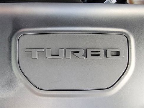 Used 2023 Jeep Compass Limited image 8