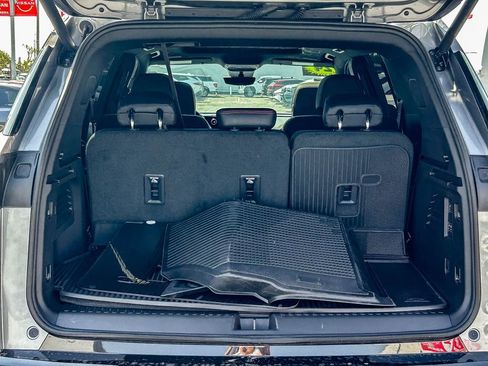 Used 2024 Chevrolet Traverse RS w/ LPO, Floor Liner Package FWD image 27
