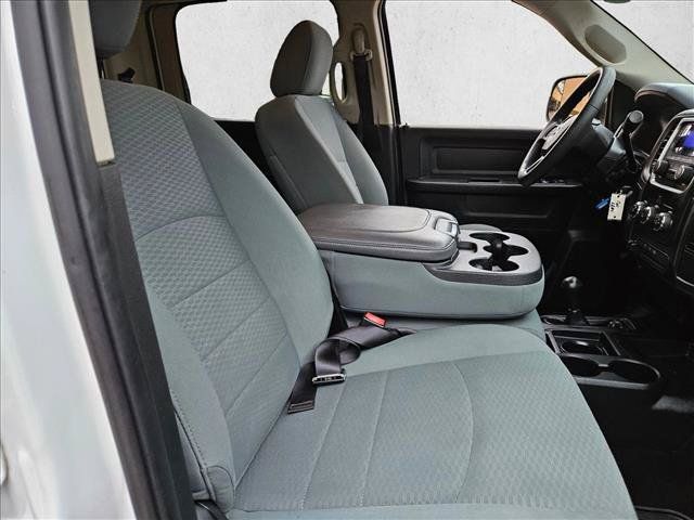Used 2018 RAM 2500 Tradesman w/ Chrome Appearance Group AWD/4WD image 24