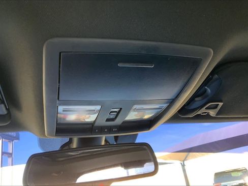 Used 2019 Dodge Challenger R/T w/ Plus Package image 28