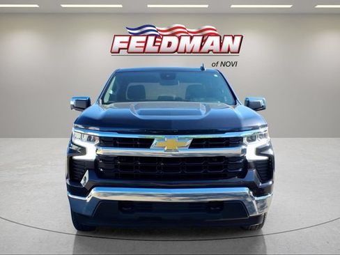 Used 2023 Chevrolet Silverado 1500 LT AWD/4WD image 9