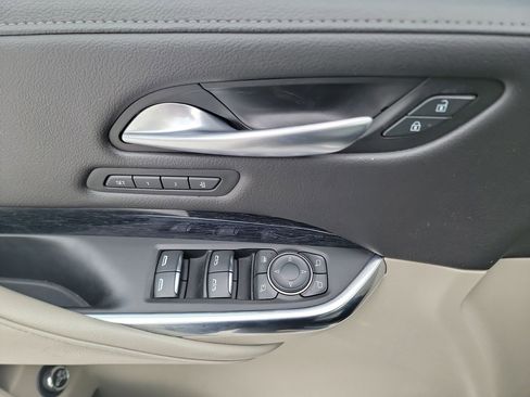 Used 2023 Cadillac XT4 Premium Luxury image 11