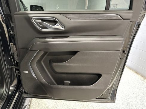 Used 2021 GMC Yukon XL SLT w/ SLT Luxury Plus Package AWD/4WD image 20