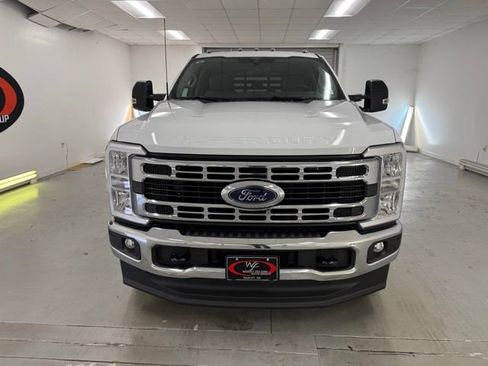 New 2026 Ford F350 XL w/ XL Chrome Package image 2