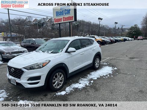 Used 2019 Hyundai Tucson SE image 1