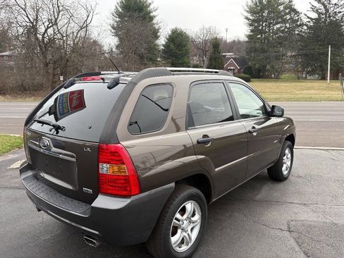 Used 2007 Kia Sportage LX image 2