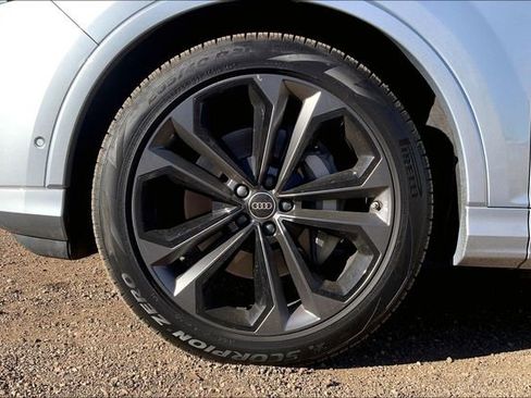 Certified 2025 Audi Q7 3.0T Premium Plus w/ Premium Plus Package image 9