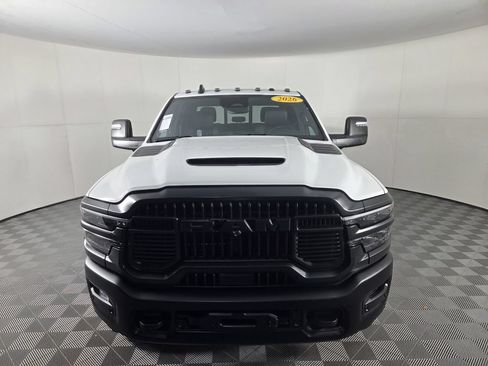 Used 2026 RAM 2500 Power Wagon AWD/4WD image 4