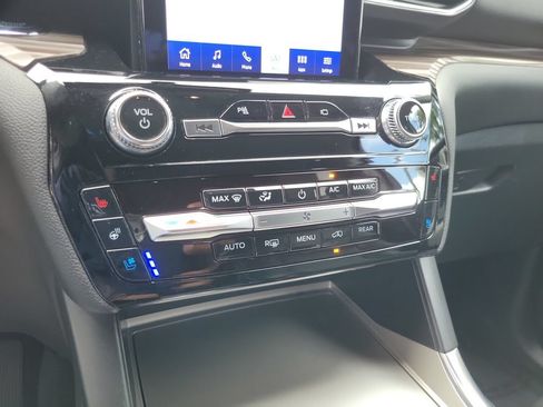 Certified 2023 Ford Explorer Limited w/ Limited Technology Package RWD image 30