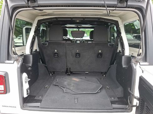 Used 2018 Jeep Wrangler Unlimited Sport S AWD/4WD image 26