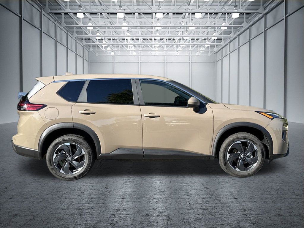 Used 2025 Nissan Rogue SV AWD/4WD image 9