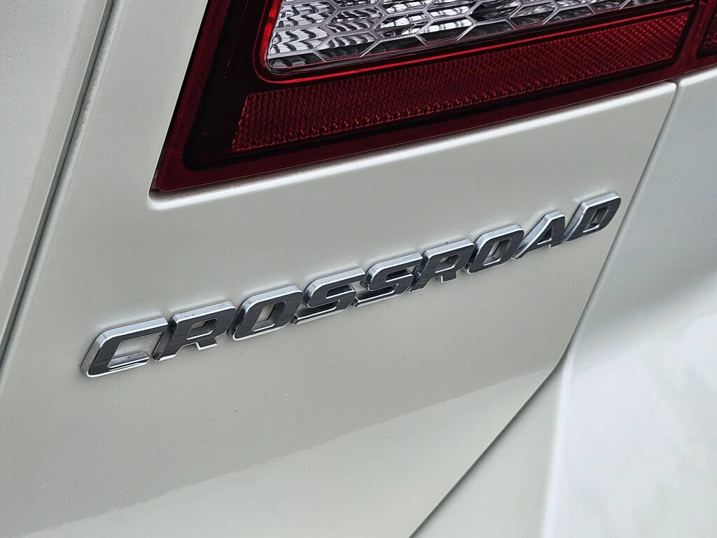 Used 2018 Dodge Journey Crossroad w/ Popular Equipment Group AWD/4WD image 10