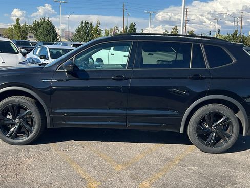 Certified 2024 Volkswagen Tiguan SE R-Line AWD/4WD image 8