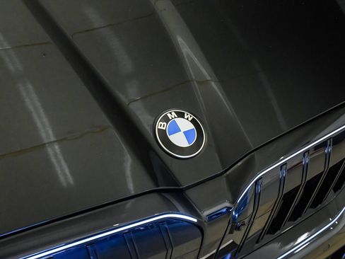 Used 2026 BMW 530i w/ M Sport Package RWD image 8