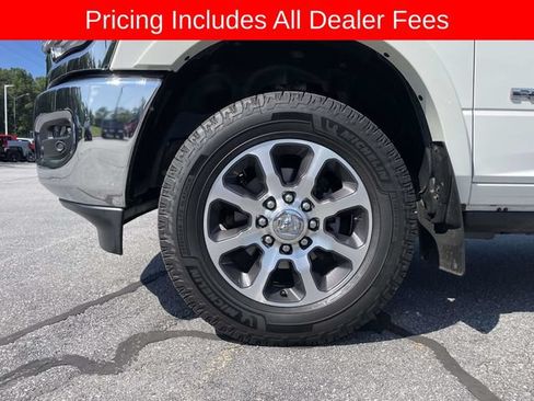 Used 2024 RAM 3500 Limited AWD/4WD image 9