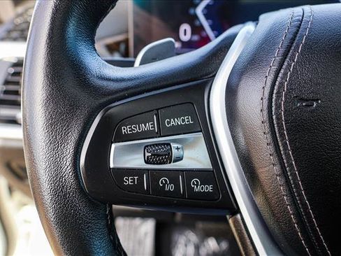 Used 2024 BMW X5 xDrive50e image 14