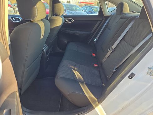 Used 2016 Nissan Sentra SR image 16