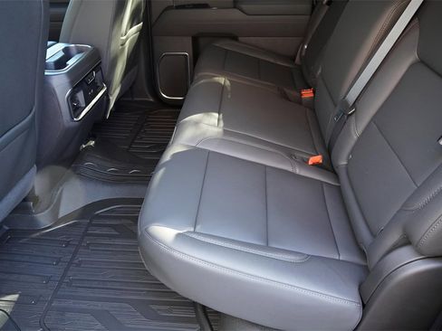 New 2026 GMC Sierra 1500 SLT image 22