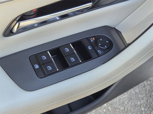 Certified 2025 MAZDA CX-90 3.3 Turbo w/ Premium Plus Pkg image 11