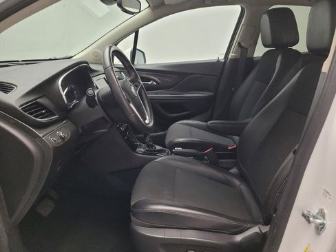 Used 2022 Buick Encore Preferred w/ Safety Package FWD image 17
