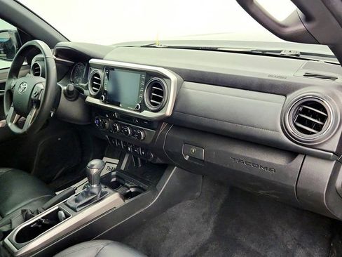 Used 2023 Toyota Tacoma Limited AWD/4WD image 22