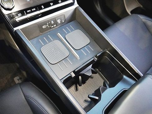 Certified 2025 Hyundai Santa Fe SEL image 29