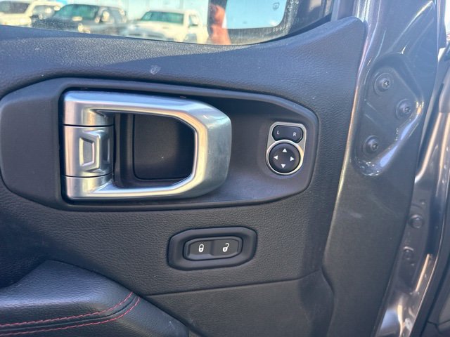 Used 2022 Jeep Gladiator Rubicon w/ LED Lighting Group AWD/4WD image 16