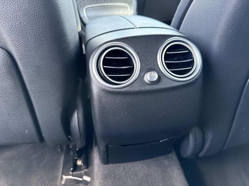 Used 2018 Mercedes-Benz GLC 300 image 20