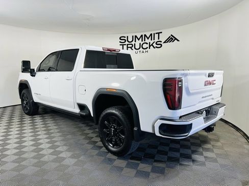 Used 2025 GMC Sierra 2500 AT4 w/ AT4 Premium Plus Package image 3