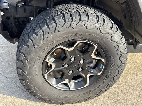 Used 2023 Jeep Wrangler Unlimited Rubicon 4xe w/ Cold Weather Group image 13