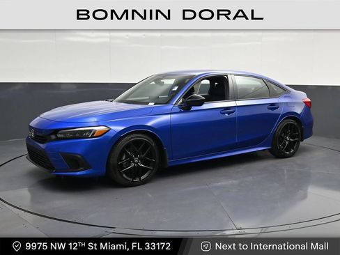 Used 2023 Honda Civic Sport image 1