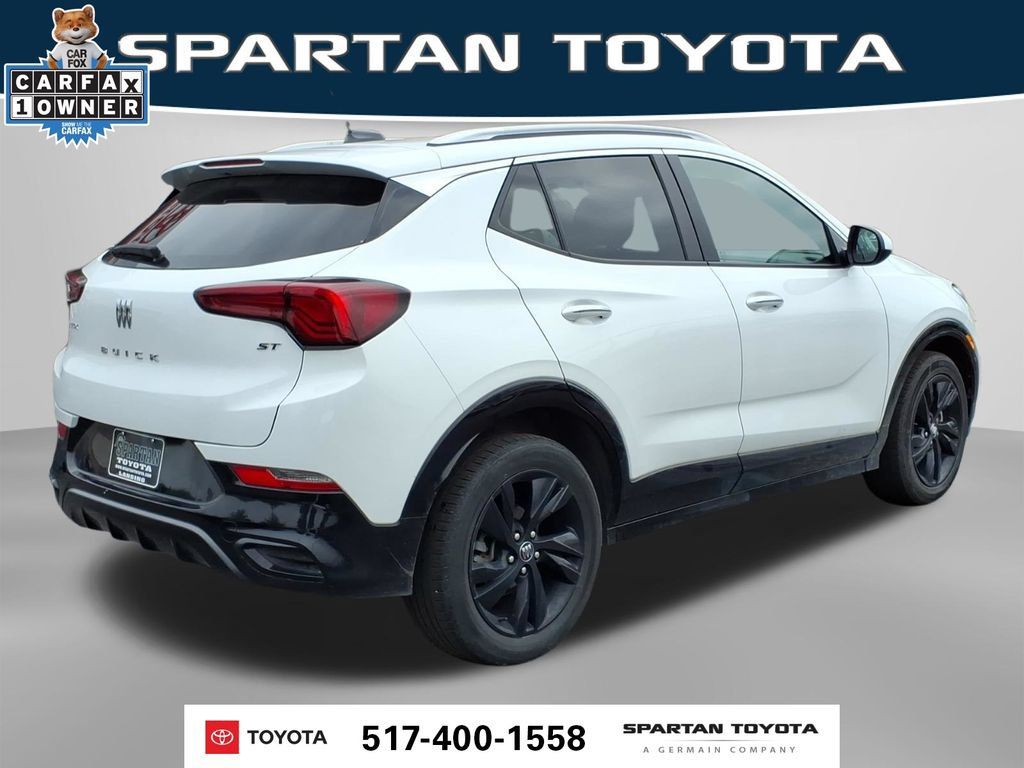 Used 2024 Buick Encore GX Sport Touring FWD image 7
