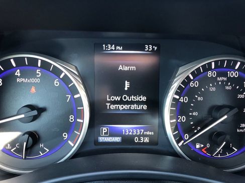 Used 2014 INFINITI Q50 Premium w/ Deluxe Touring Package image 31