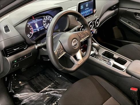 Used 2025 Nissan Sentra SV w/ All-Weather Package FWD image 15